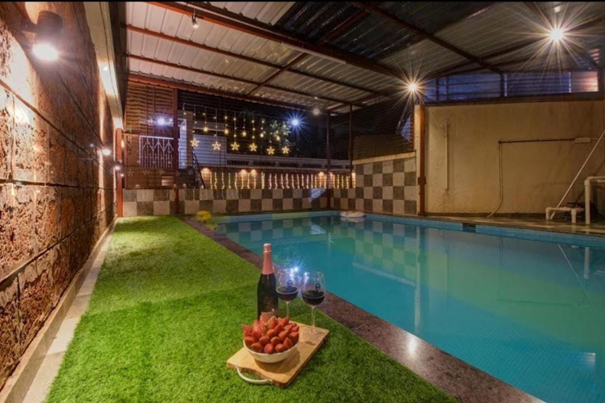 Crystal Villa 판치가니 외부 사진