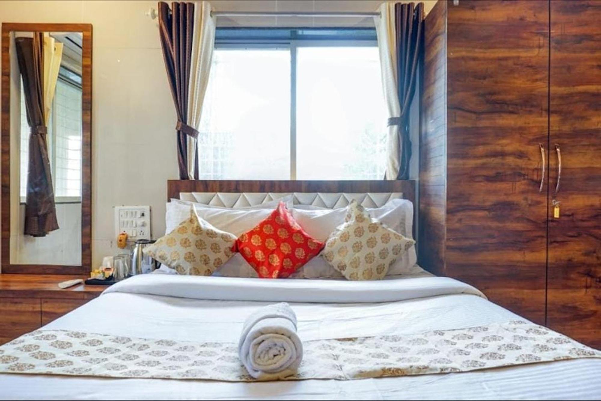 Crystal Villa 판치가니 외부 사진